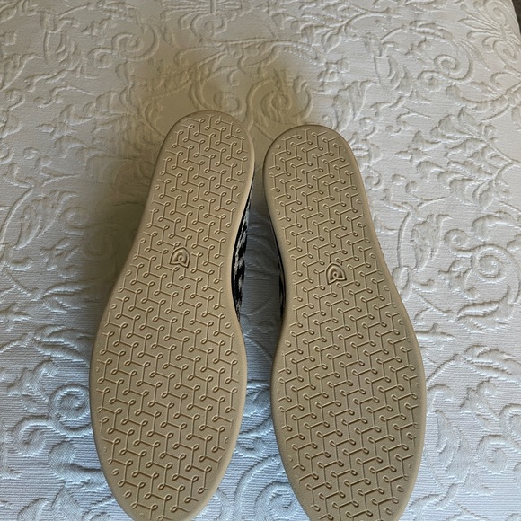 Rothy’s Sandy Cat The Espadrille (New) - Picture 4 of 7